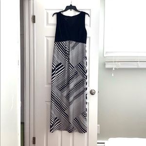 AB studio V neck maxi size L